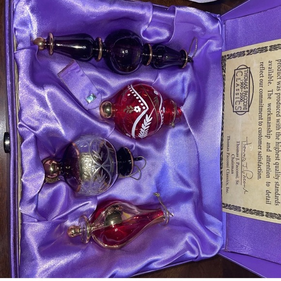 Vintage Thomas Pacconi Museum Series Glass Christmas Ornaments, set of 4 In Case - Picture 2 of 5